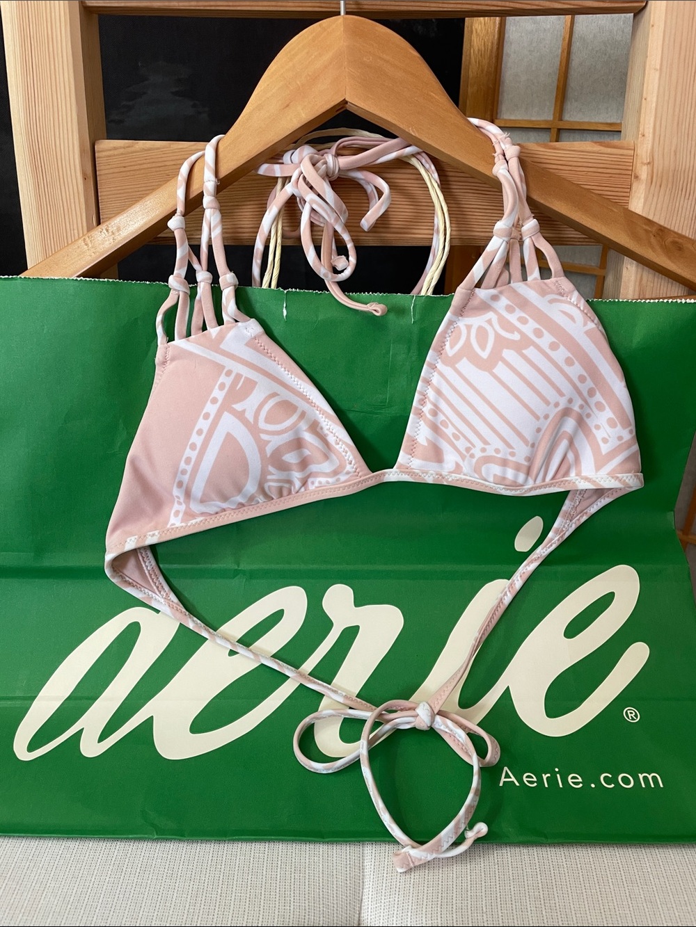 aerie Triangle Bikini Blush Pink & White Top in SMALL